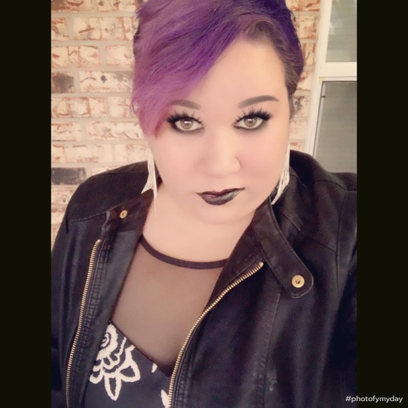 Meet your Posher, Erika - Picture 5 of 10